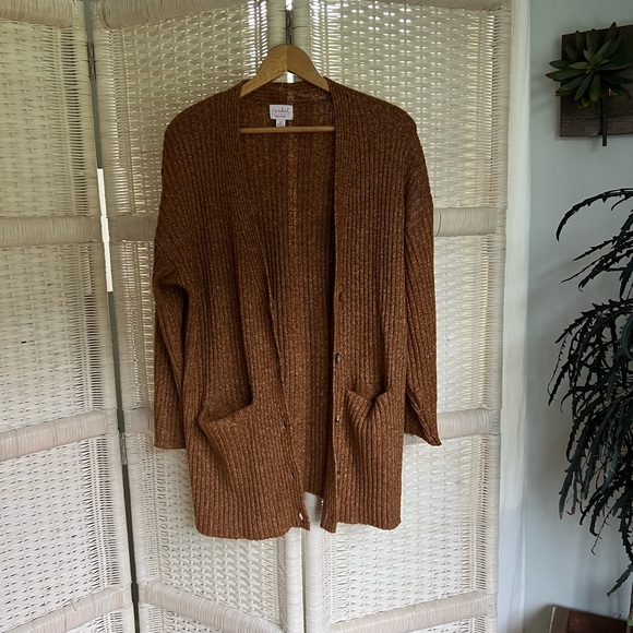 Ingrid and Isabel Cardigan- Maternity M - Picture 2 of 4